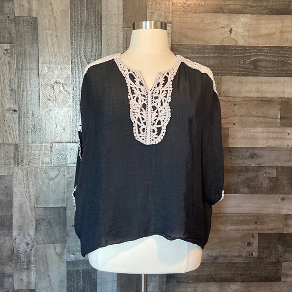 Solitaire tunic top medium boho black cream crochet witchy dark feminine summer - Picture 5 of 10